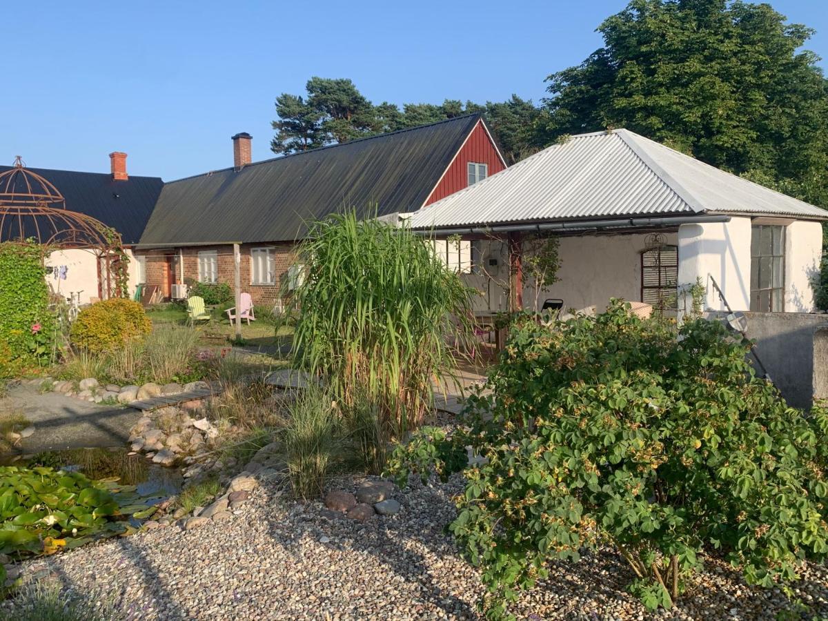 Strandbadsgarden B&B Löderup Exterior foto