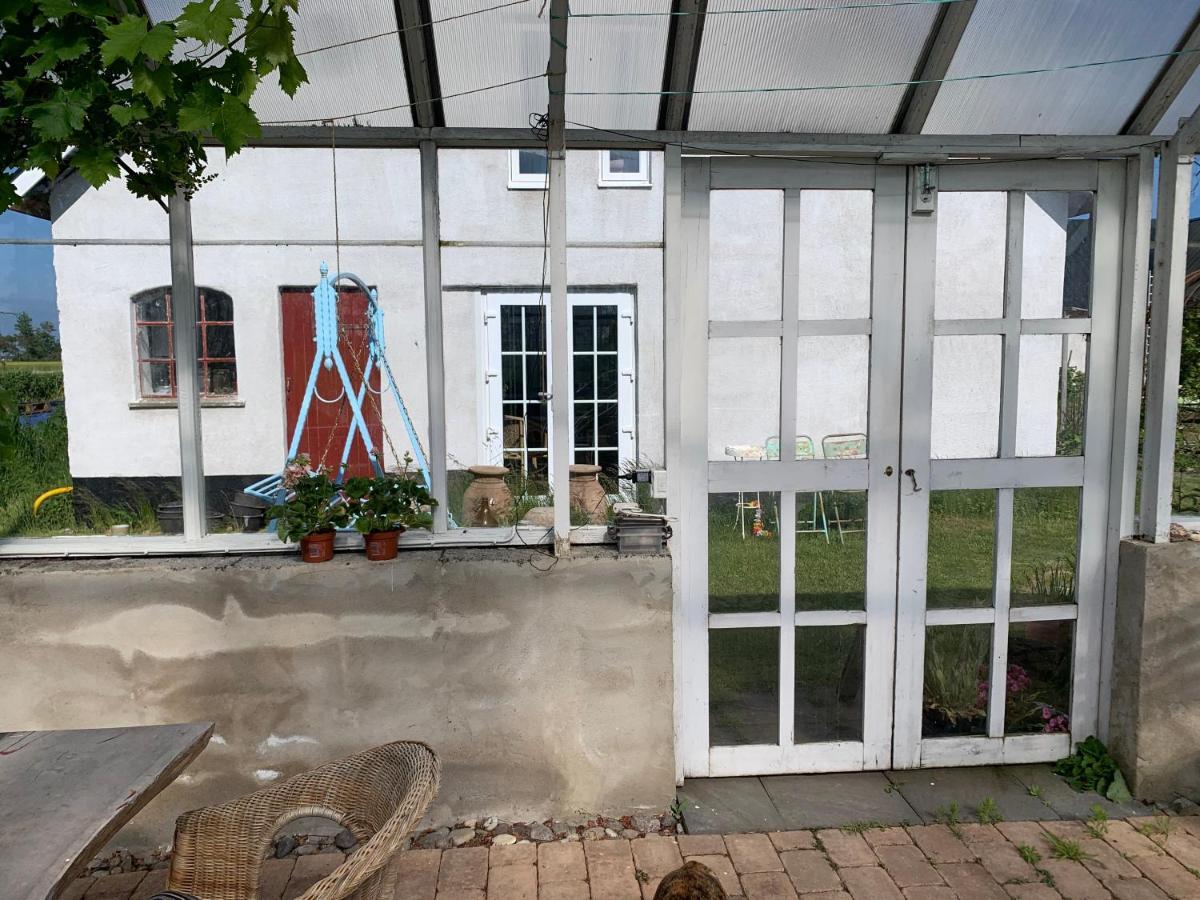 Strandbadsgarden B&B Löderup Exterior foto